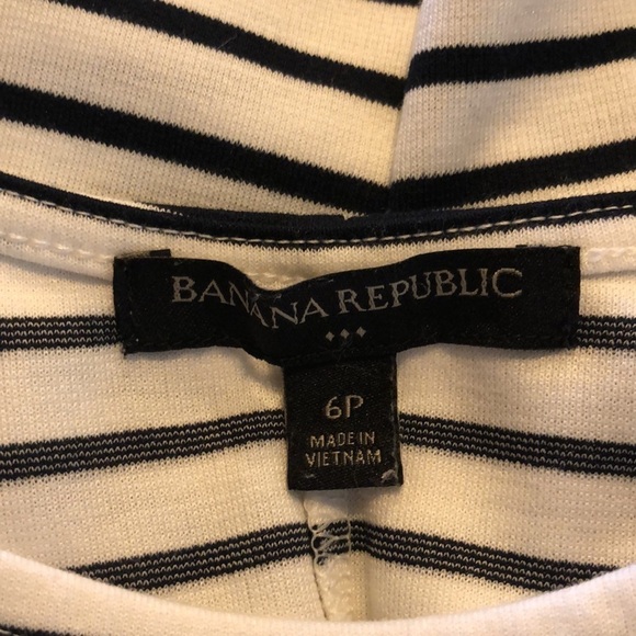 Banana Republic Black and White Stripe Waisted Short Sleeve Sheath Knit Dress - Picture 11 of 12